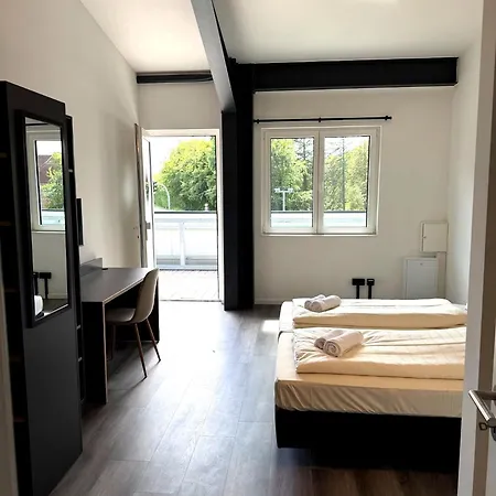 Staytopus Oha1 Autohof Tornesch New Apts Free Parking Lägenhet