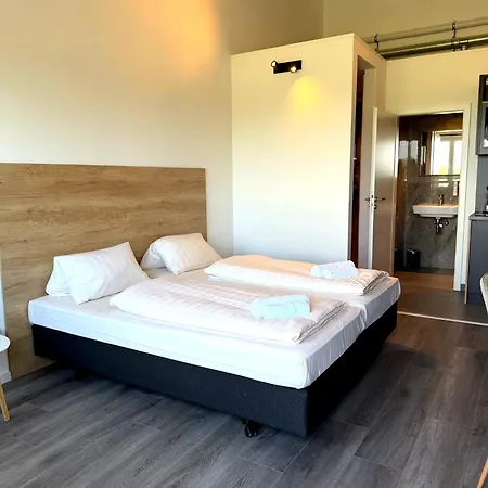 Staytopus Oha1 Autohof Tornesch New Apts Free Parking *